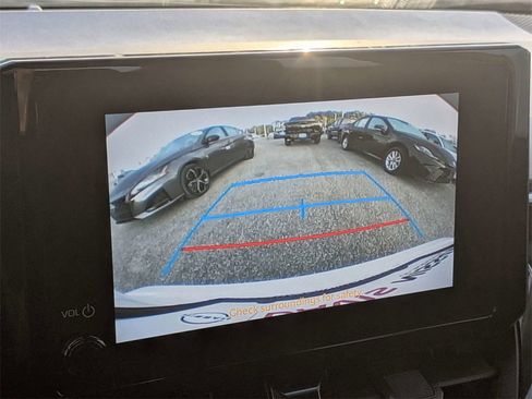 Used 2025 Toyota Corolla LE image 20