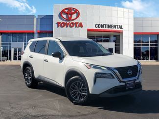 Used 2023 Nissan Rogue S video 2