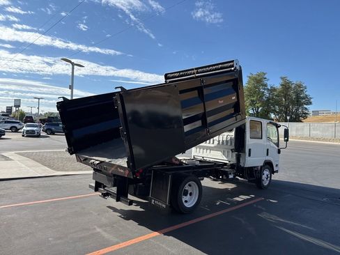 New 2025 Chevrolet Low Cab Forward image 39