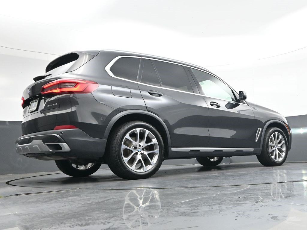 Used 2019 BMW X5 xDrive40i w/ Premium Package 2 AWD/4WD image 35