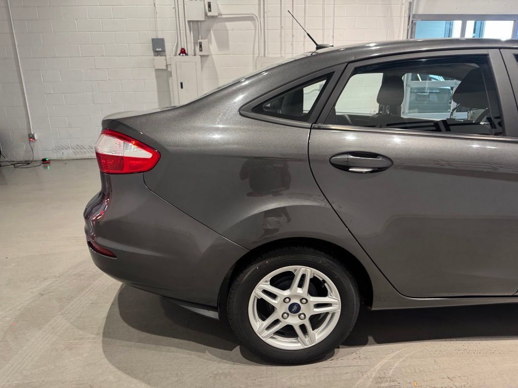 Used 2017 Ford Fiesta SE w/ Cold Weather Package FWD image 10