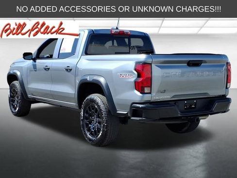 Used 2024 Chevrolet Colorado Trail Boss w/ Advanced Trailering Package AWD/4WD image 3