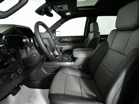 New 2026 Chevrolet Silverado 1500 ZR2 image 5