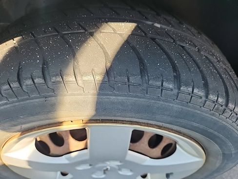 Used 2006 Chevrolet Cobalt LS FWD image 9
