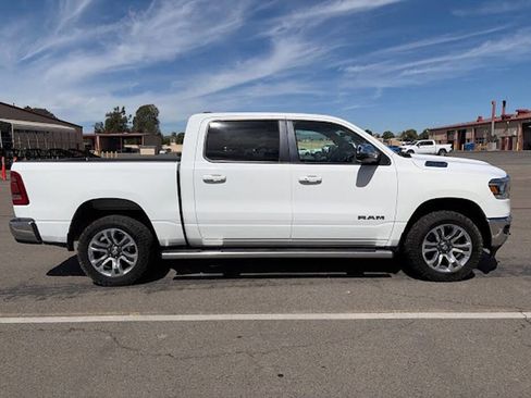 Used 2023 RAM 1500 Laramie AWD/4WD image 9