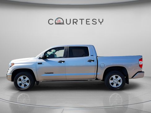 Certified 2019 Toyota Tundra SR5 image 2