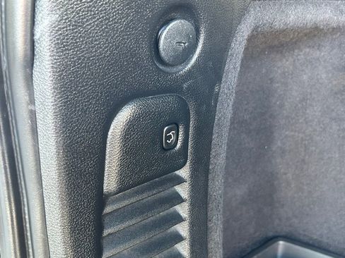 Certified 2023 Dodge Durango GT image 39