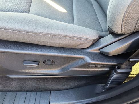 Used 2024 Ford F150 XLT image 12