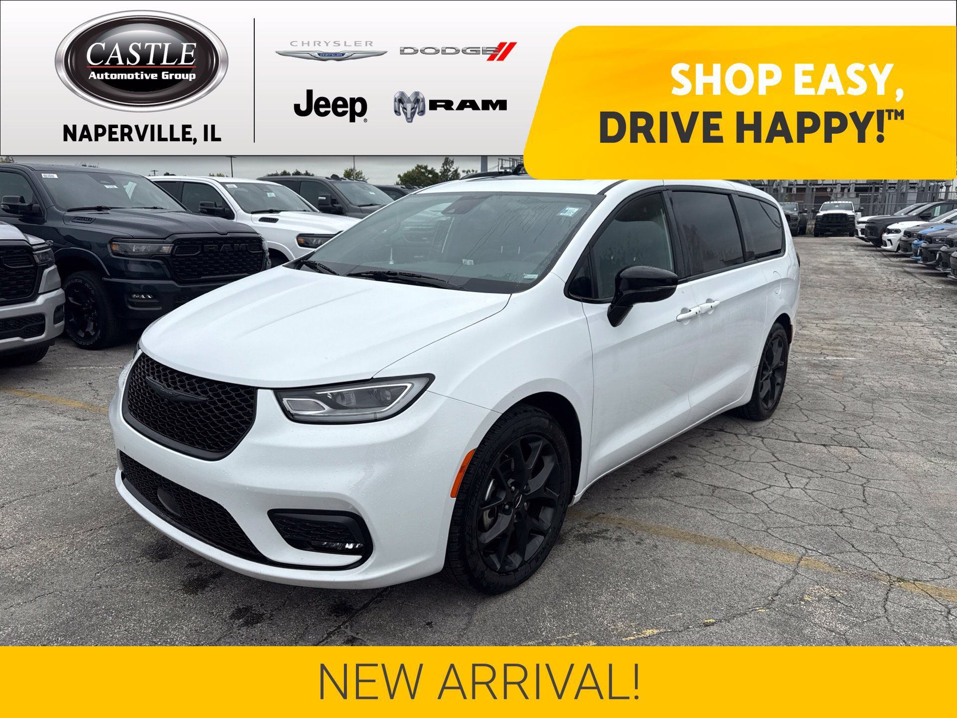 Used 2025 Chrysler Pacifica Limited FWD image 1