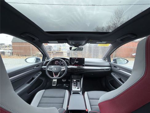 New 2026 Volkswagen GTI SE FWD image 19
