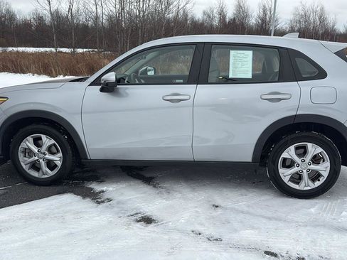 Used 2023 Honda HR-V LX image 13