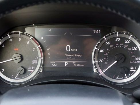 Used 2024 Toyota Highlander LE image 34