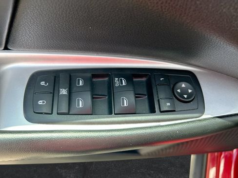 Used 2016 Dodge Journey SE w/ Flexible Seating Group FWD image 13
