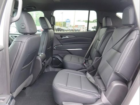 New 2026 Chevrolet Traverse LT w/ Enhanced Driving Package image 14