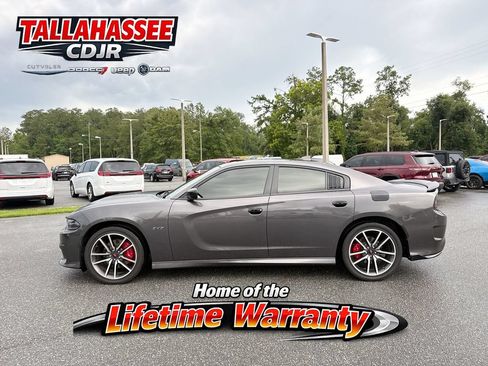 Used 2023 Dodge Charger R/T w/ Plus Group RWD image 8