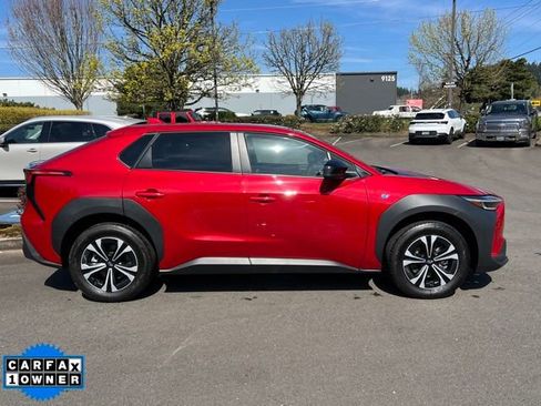 Used 2023 Subaru Solterra AWD image 8