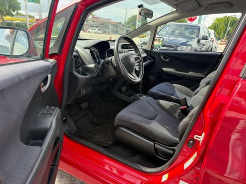 Used 2013 Honda Fit Sport image 9