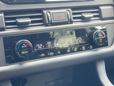 Certified 2025 Nissan Pathfinder S image 9