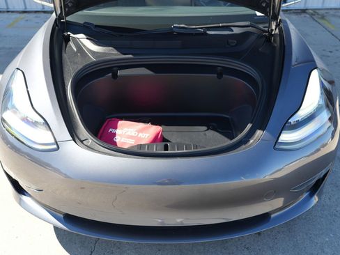 Used 2020 Tesla Model 3 Standard Range Plus image 7