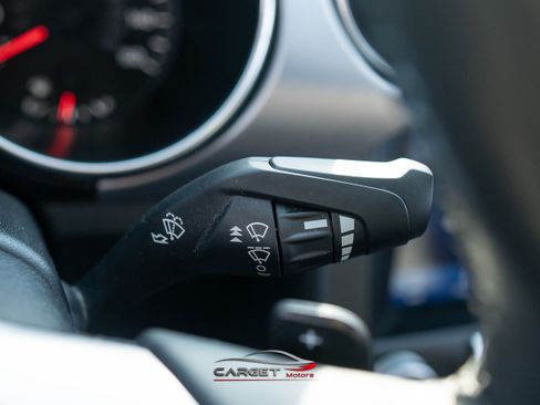 Used 2020 Ford Mustang Premium image 22