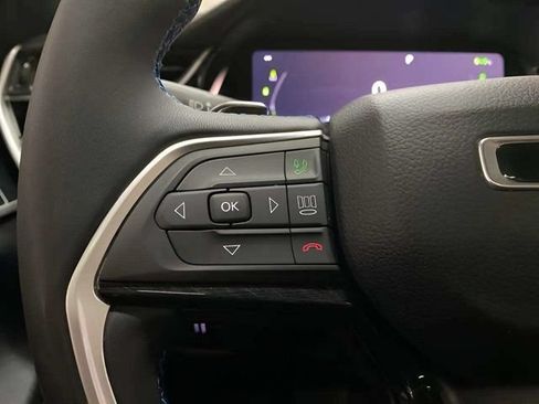 Used 2023 Jeep Grand Cherokee Trailhawk w/ Advanced Protech Group II AWD/4WD image 32