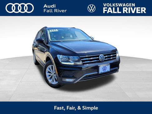 Used 2018 Volkswagen Tiguan SE w/ Panoramic Sunroof Package AWD/4WD image 1