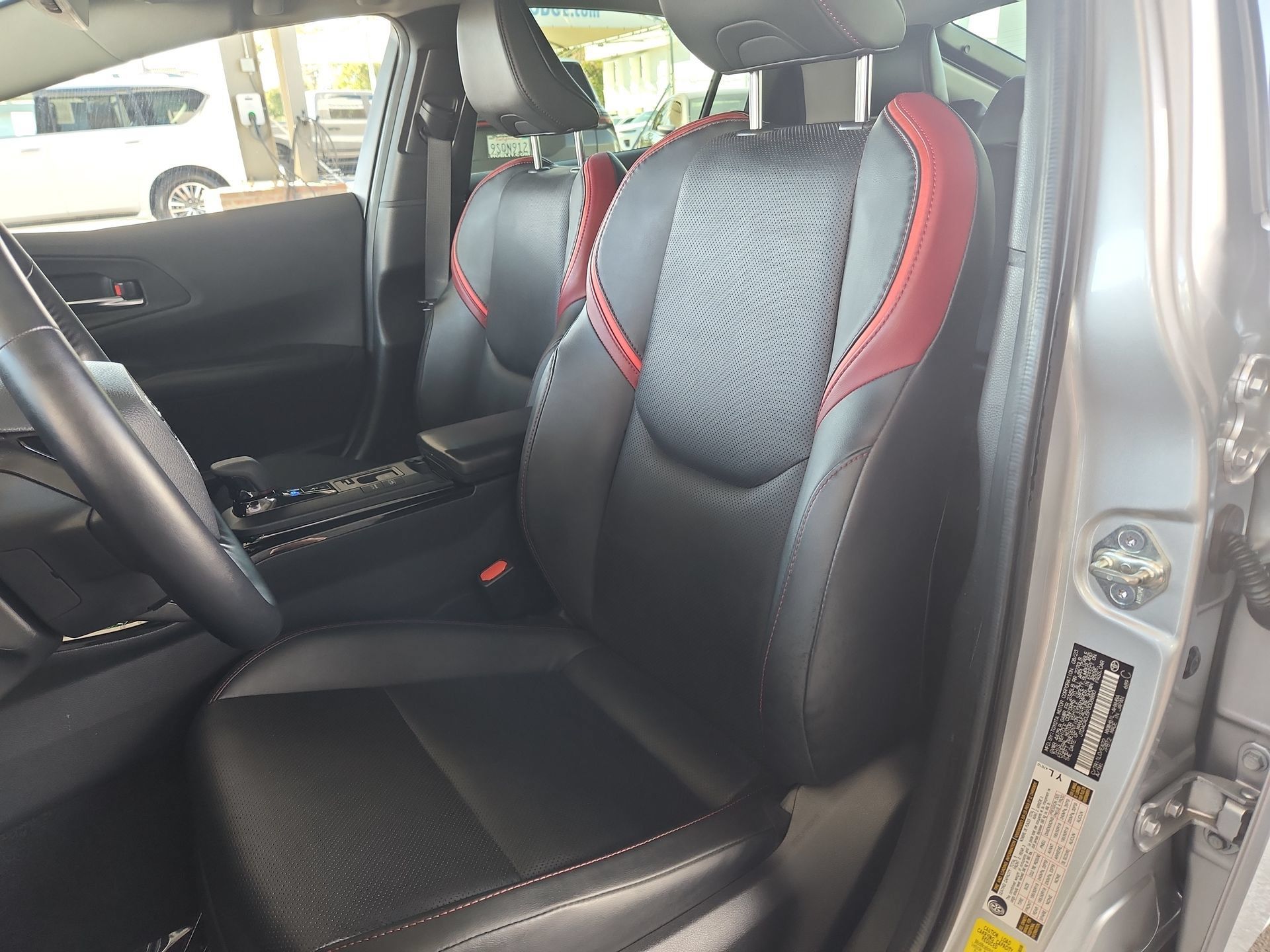 Used 2023 Toyota Prius Prime Premium FWD image 13