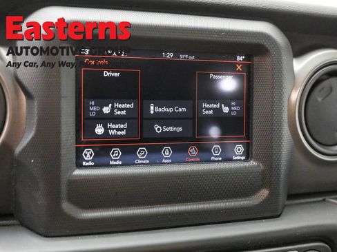 Used 2023 Jeep Wrangler Unlimited w/ Cold Weather Group image 19