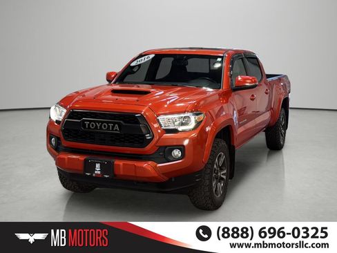Used 2016 Toyota Tacoma SR5 AWD/4WD image 1