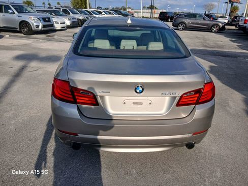 Used 2011 BMW 535i xDrive Sedan image 5