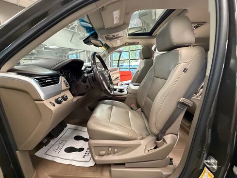 Used 2019 GMC Yukon SLT w/ Premium Edition image 61