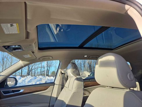 New 2026 Volkswagen Atlas SE image 10