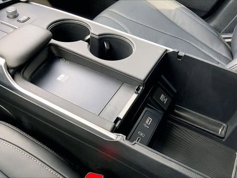 Used 2025 Acura TLX w/ Technology Package image 33