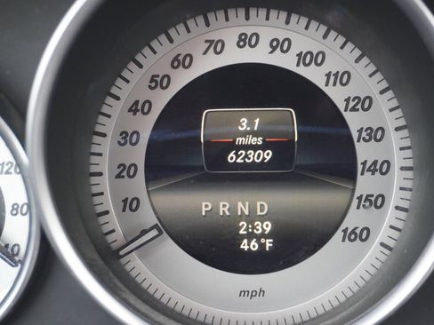 Used 2014 Mercedes-Benz C 250 Coupe image 31