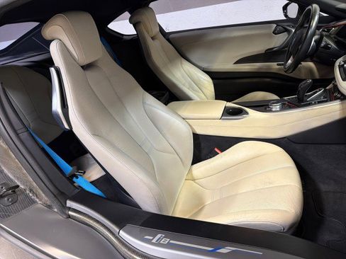 Used 2015 BMW i8 image 34