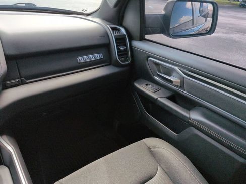 Used 2019 RAM 1500 Big Horn RWD image 16