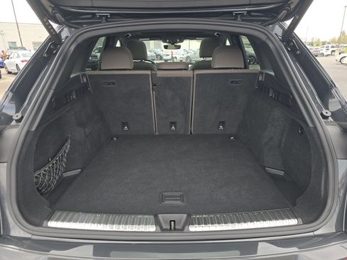 Certified 2025 Audi Q5 Premium w/ Convenience Package image 15