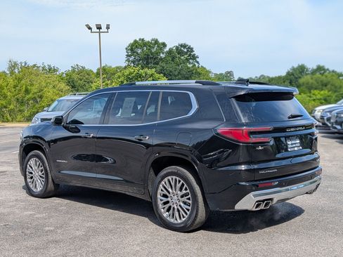Used 2024 GMC Acadia Denali FWD image 7