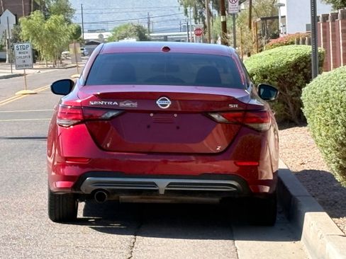 Used 2021 Nissan Sentra SR w/ SR Premium Package FWD image 5