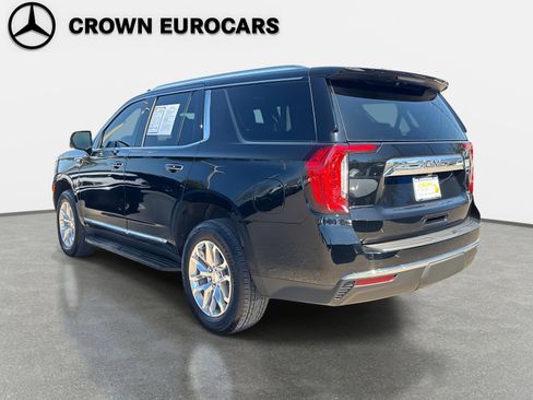 Used 2022 GMC Yukon SLT w/ SLT Luxury Package image 5