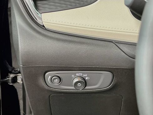 Certified 2026 Buick Encore GX Sport Touring w/ Advanced Technology Package AWD/4WD image 9