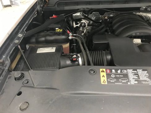 Used 2018 Chevrolet Silverado 1500 LT w/ All Star Edition image 36