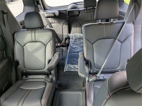 New 2025 Honda Pilot TrailSport image 32