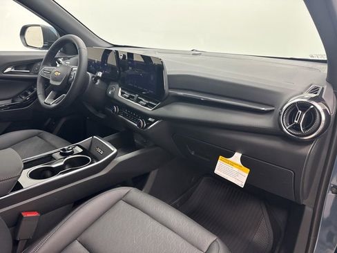 New 2026 Chevrolet Equinox LT w/ Convenience Package II image 30