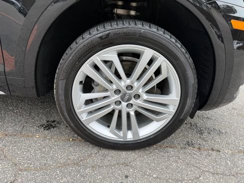 Used 2018 Audi Q5 2.0T Premium Plus w/ Premium Plus Package image 36