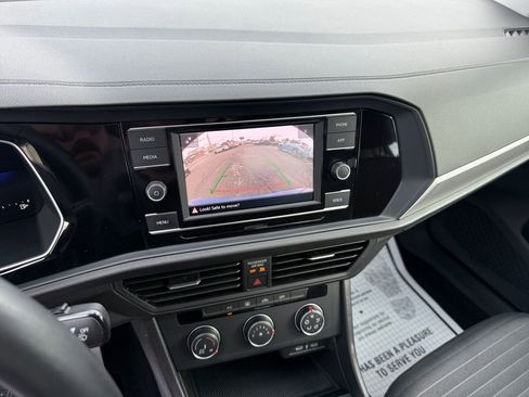 Used 2024 Volkswagen Jetta S image 27