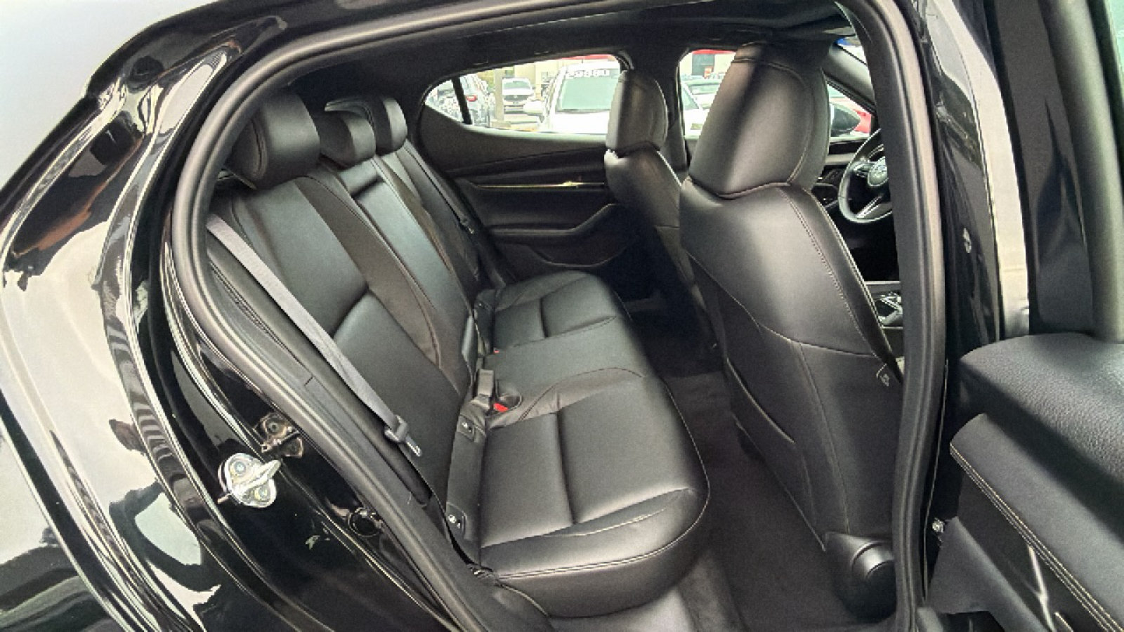 Used 2025 MAZDA MAZDA3 s FWD image 27