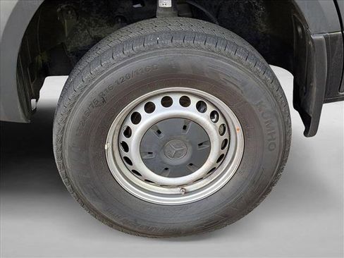 Used 2024 Mercedes-Benz Sprinter 2500 image 18