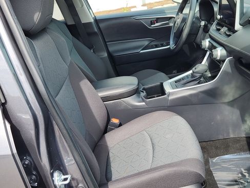Certified 2025 Toyota RAV4 XLE image 31