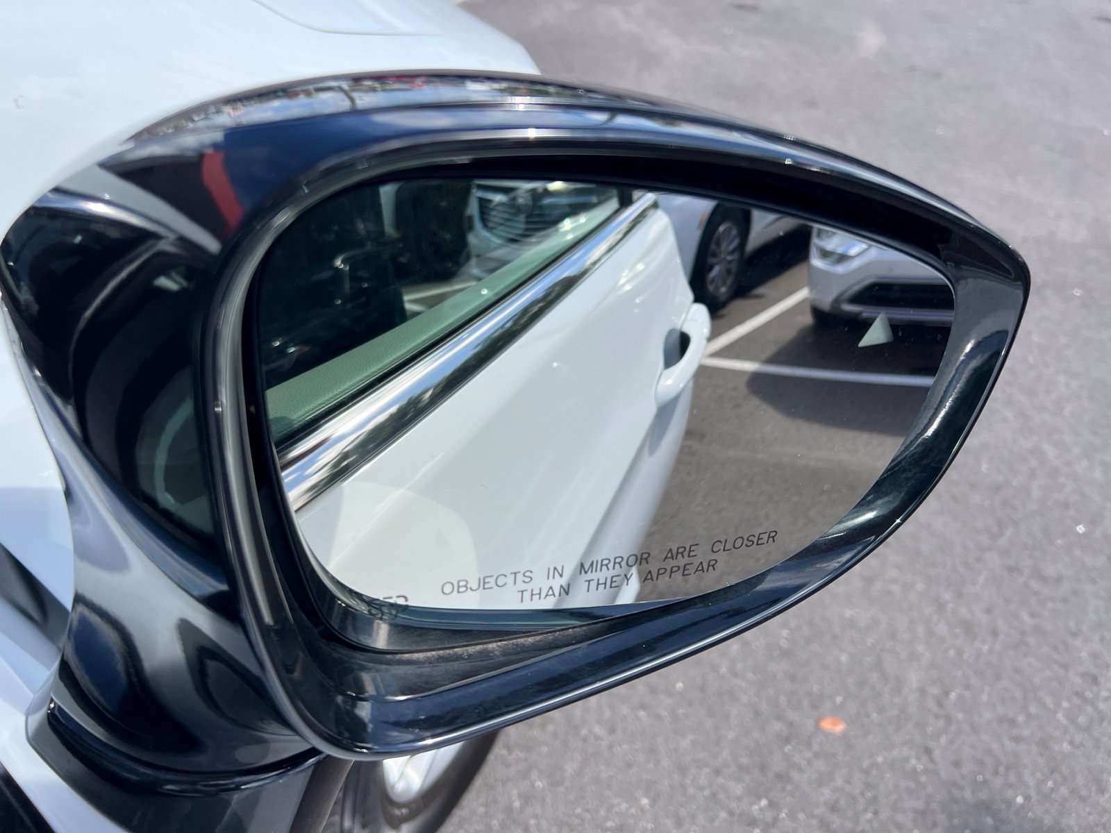 Used 2024 Chrysler Pacifica Touring-L FWD image 55